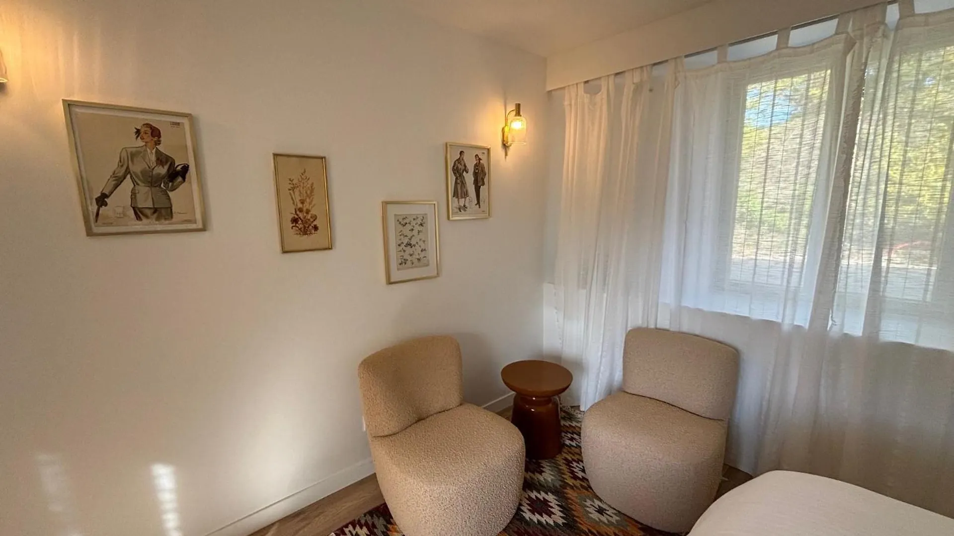 Mas Le Bel Ami Hotel Entrechaux